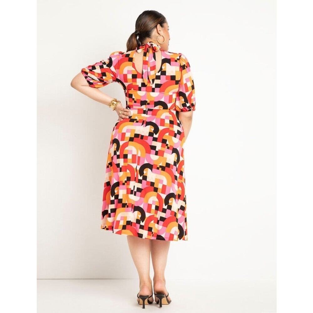 Eloquii Multicolored Print Keyhole Front Dress Si… - image 4